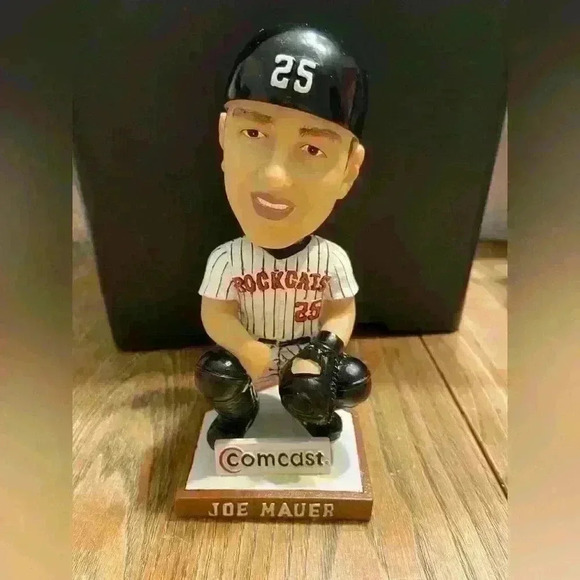 Joe Mauer Bobble Head - Picture 1 of 5